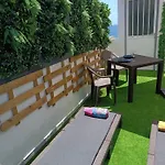 Avec Terrasse Et Vue *