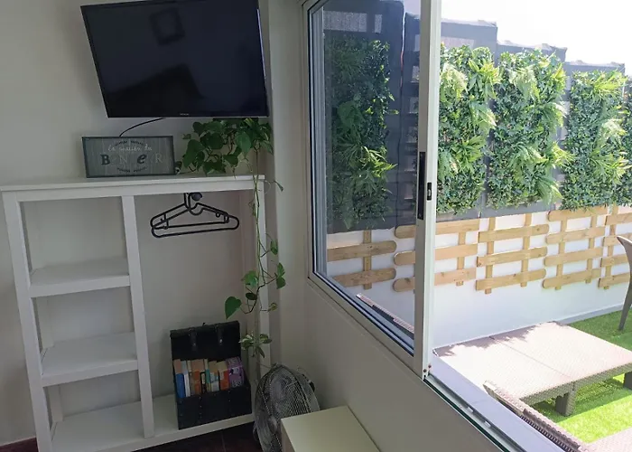 Avec Terrasse Et Vue Apartamento